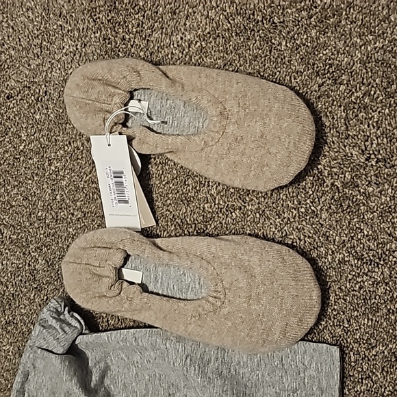 Skin Cashmere Ballet Flat Slippers Mocha Heather Size Small (35-37) - Picture 1 of 4